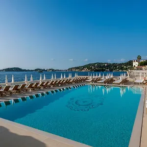 la-reserve-de-beaulieu-and-spa.fr-provencehotel.com/